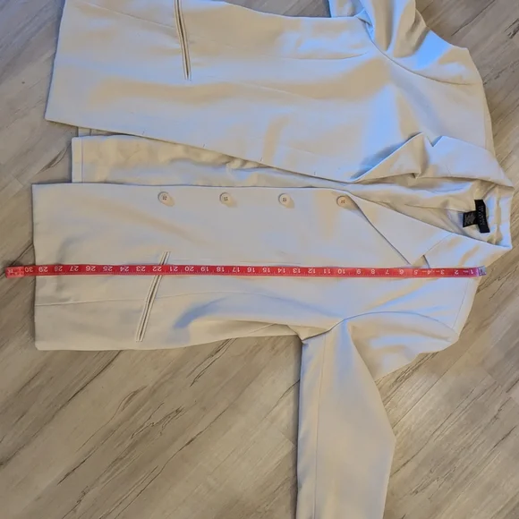 The Limited Off-White Single-Breasted Blazer - Picture 3 of 6